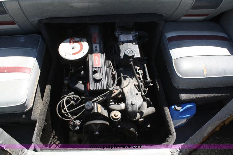 image for item A2309 1987 Beretta Success boat