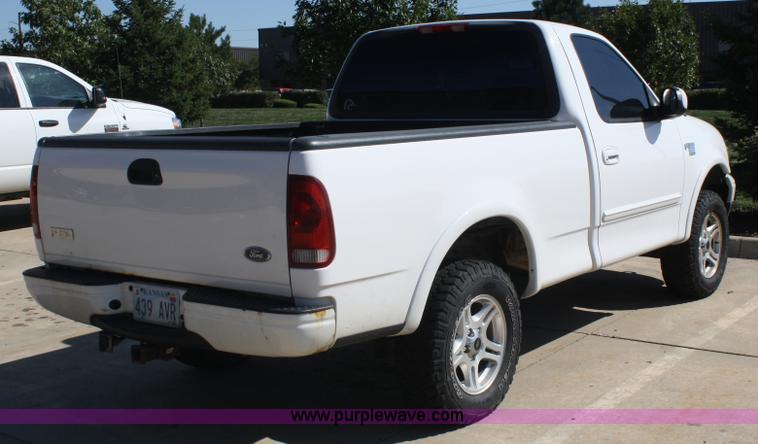 image for item A2334 2000 Ford F150 pickup truck