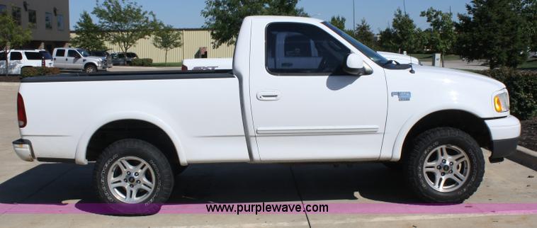 image for item A2334 2000 Ford F150 pickup truck