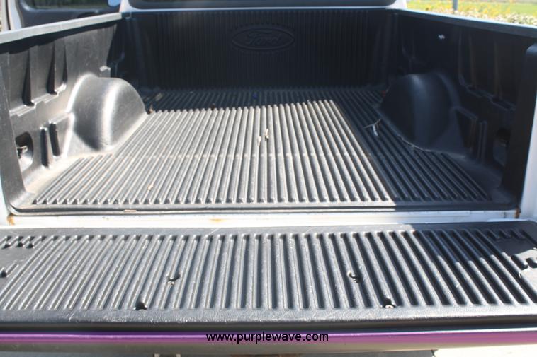 image for item A2334 2000 Ford F150 pickup truck