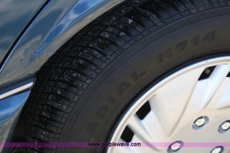 image for item A2347 1990 Pontiac Grand Am LE