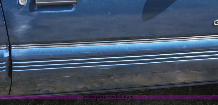 image for item A2347 1990 Pontiac Grand Am LE