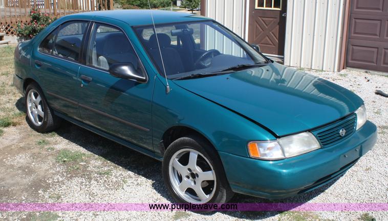 image for item A2348 1997 Nissan Sentra