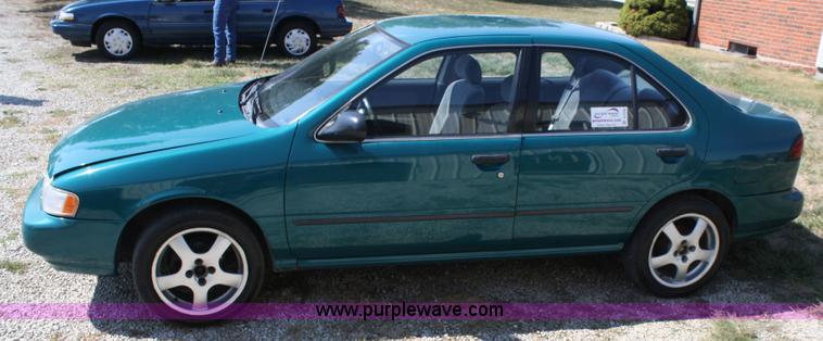 image for item A2348 1997 Nissan Sentra