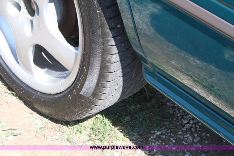 image for item A2348 1997 Nissan Sentra