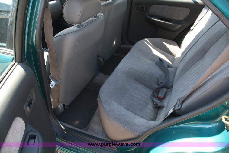 image for item A2348 1997 Nissan Sentra