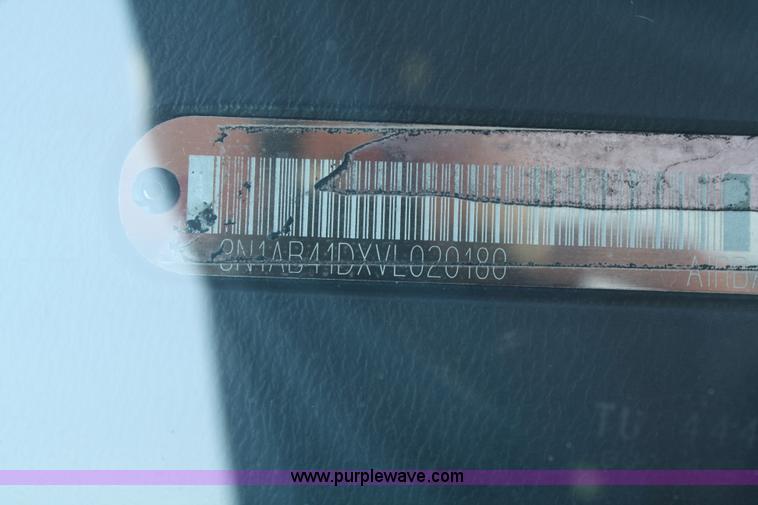 image for item A2348 1997 Nissan Sentra