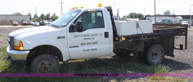 image for item A2546 2001 Ford F350 pickup truck