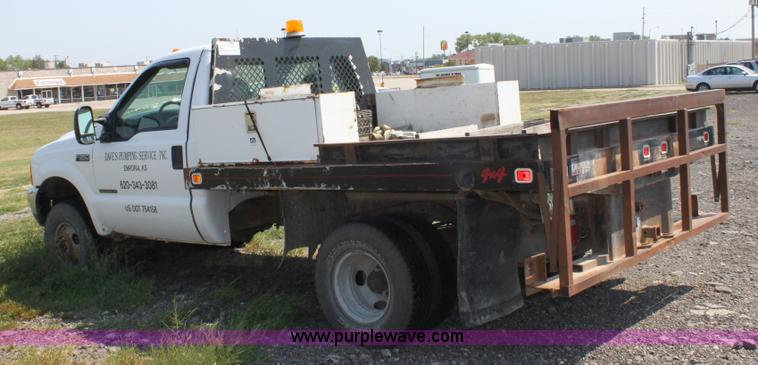 image for item A2546 2001 Ford F350 pickup truck