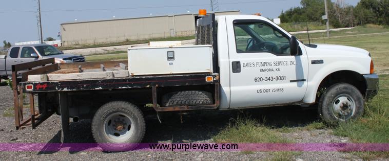 image for item A2546 2001 Ford F350 pickup truck