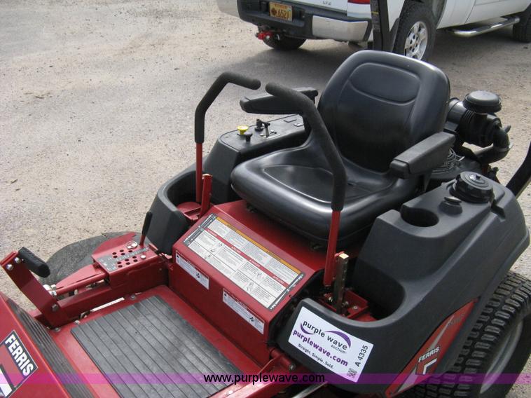 image for item A4335 Ferris IS 1500Z ZTR mower