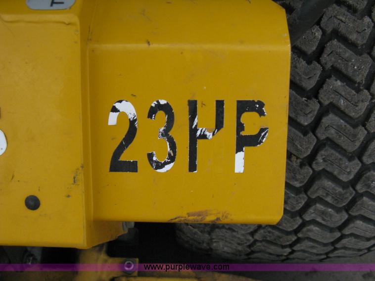 image for item A4336 2009 Walker ZTR high vac mower