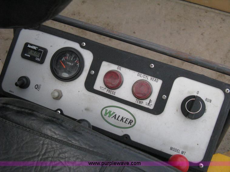 image for item A4336 2009 Walker ZTR high vac mower