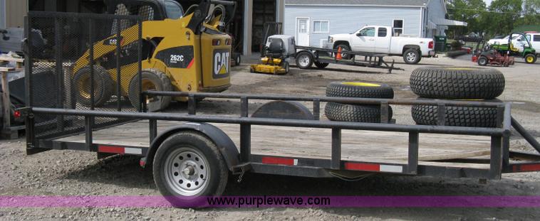 image for item A4337 2006 single axle trailer