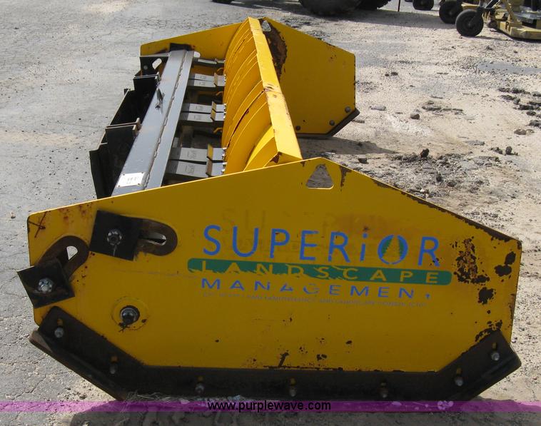 image for item A4338 2007 Arctic 10' sectional snow box plow