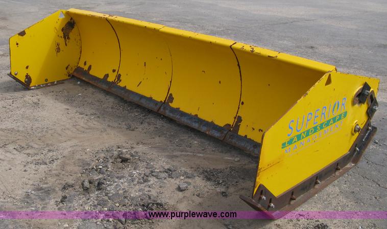 image for item A4338 2007 Arctic 10' sectional snow box plow