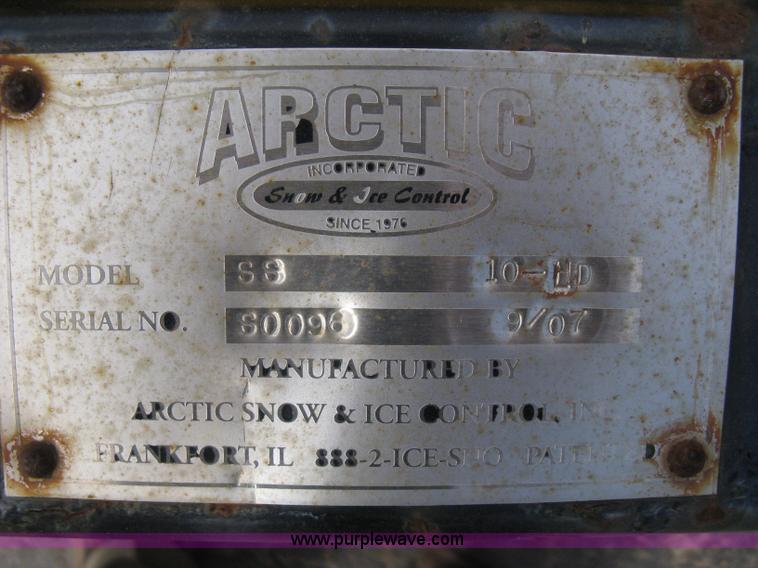 image for item A4338 2007 Arctic 10' sectional snow box plow