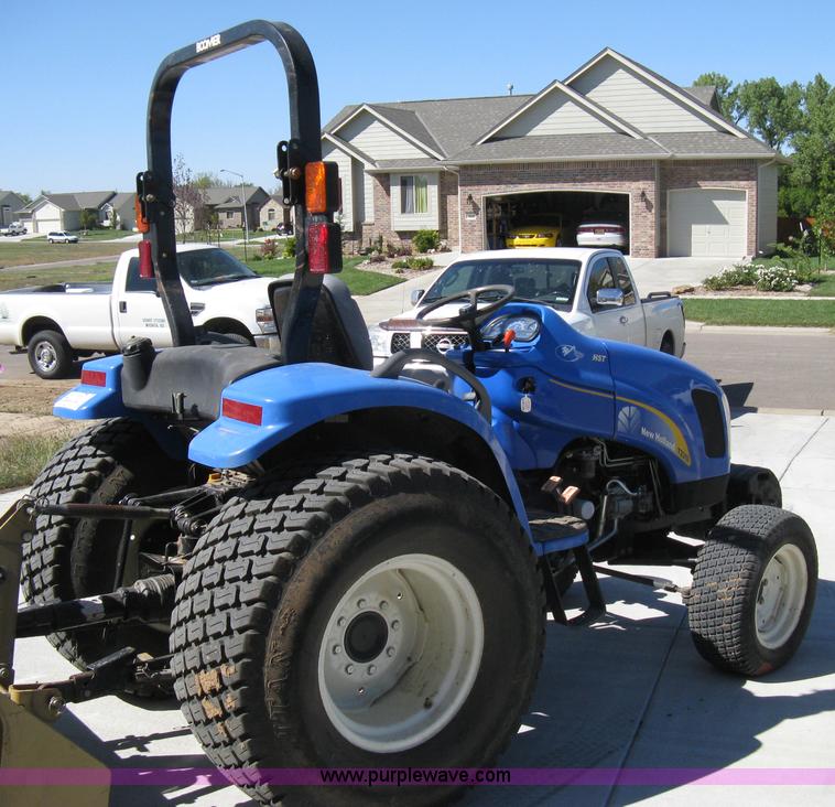 image for item A4342 2008 New Holland T2310 MFWD tractor
