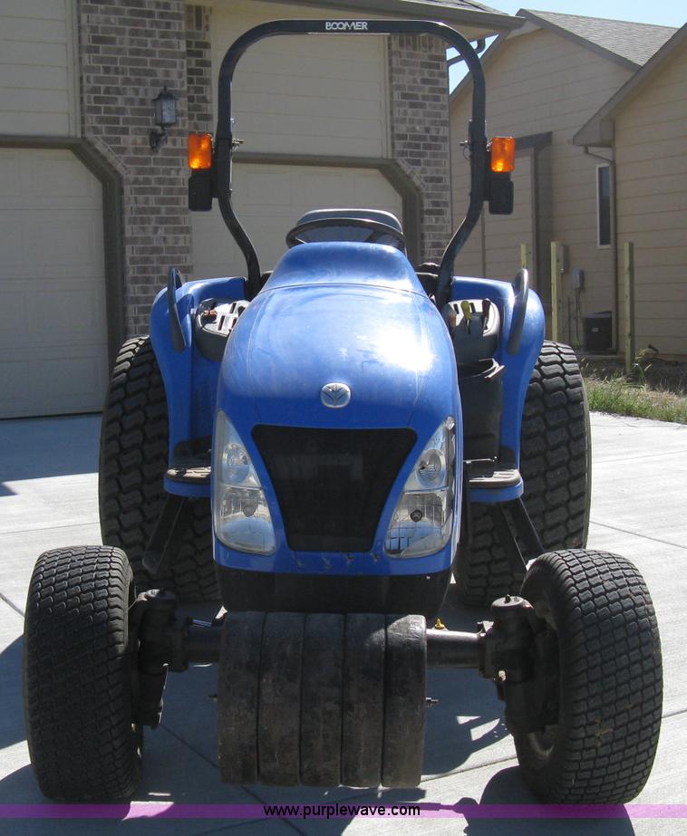 image for item A4342 2008 New Holland T2310 MFWD tractor