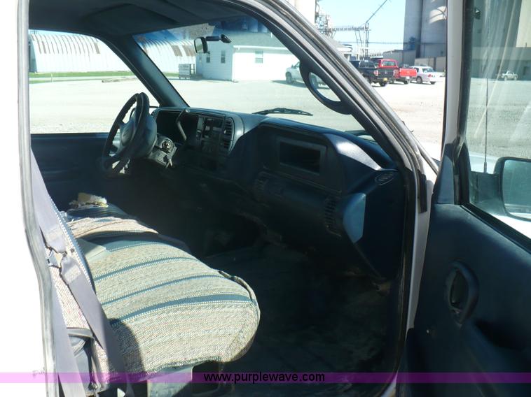 image for item A4859 2000 Chevrolet K2500 pickup truck