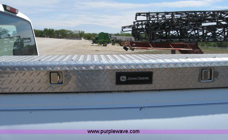 image for item A5169 1997 GMC Sierra 2500 pickup truck