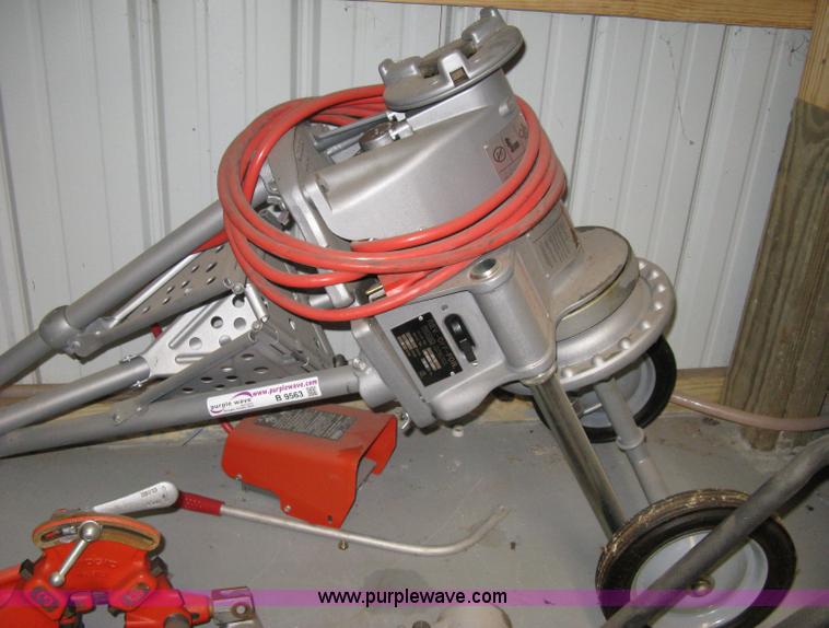 image for item B9563 Ridgid 300-T2 power drive complete pipe threader