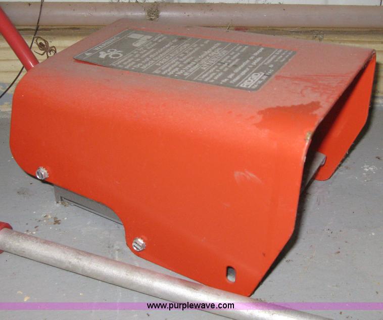 image for item B9563 Ridgid 300-T2 power drive complete pipe threader