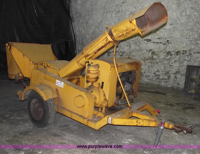 image for item C5501 Mits M&M wood chipper with drum cutter
