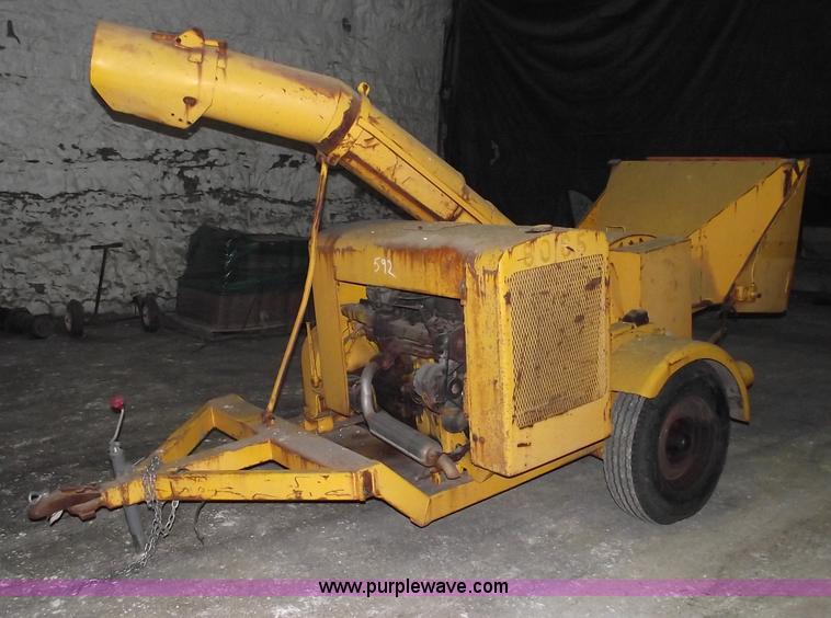 image for item C5501 Mits M&M wood chipper with drum cutter