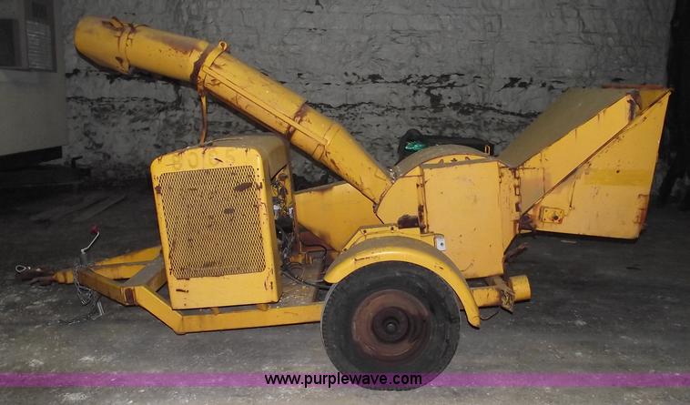 image for item C5501 Mits M&M wood chipper with drum cutter