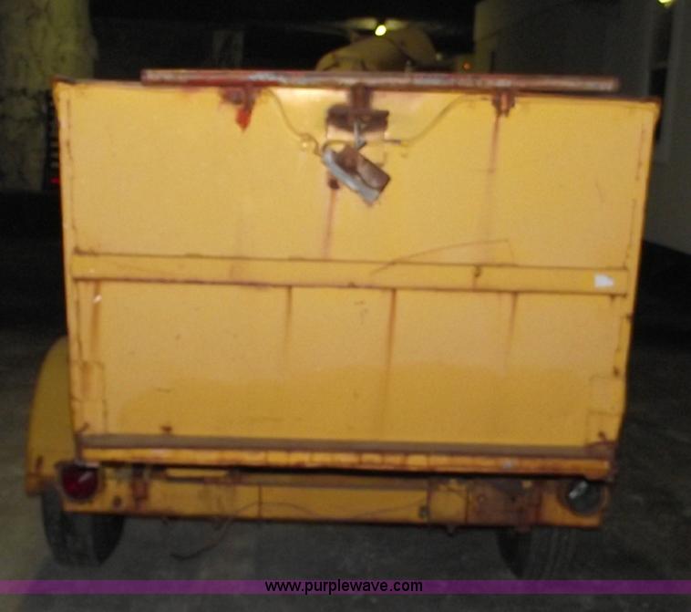 image for item C5501 Mits M&M wood chipper with drum cutter