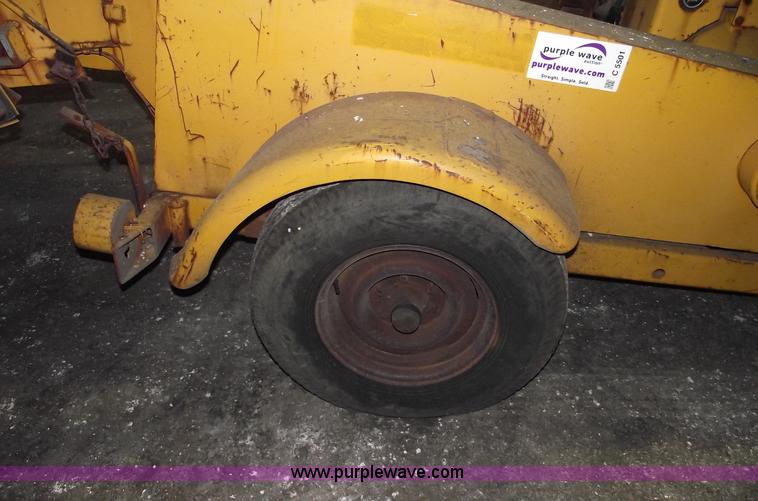 image for item C5501 Mits M&M wood chipper with drum cutter