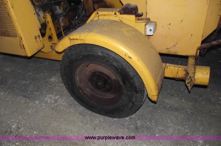 image for item C5501 Mits M&M wood chipper with drum cutter