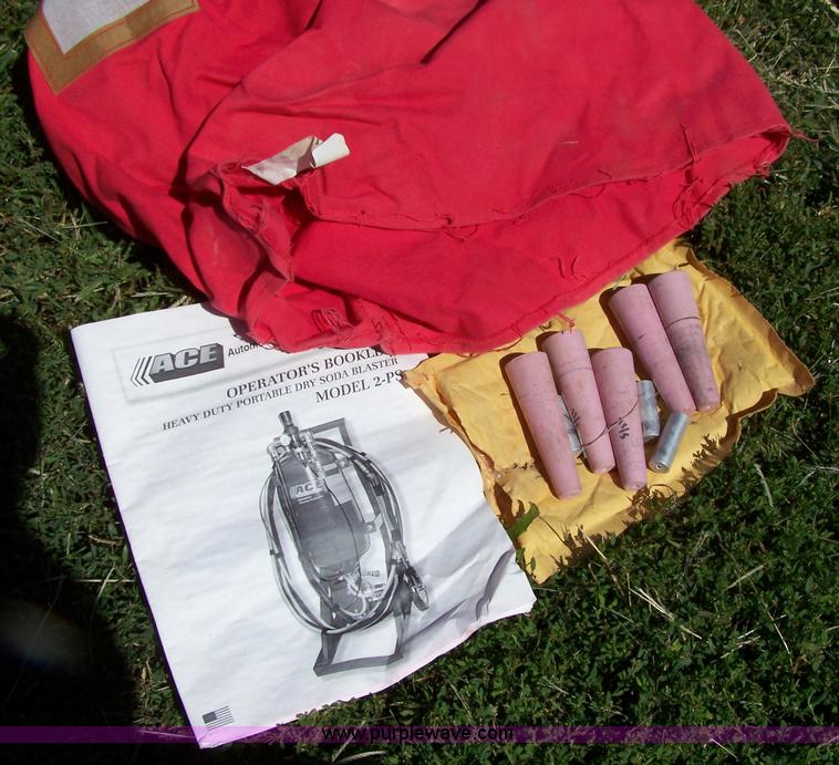 image for item C9397 ACE 2-PS portable dry soda blaster