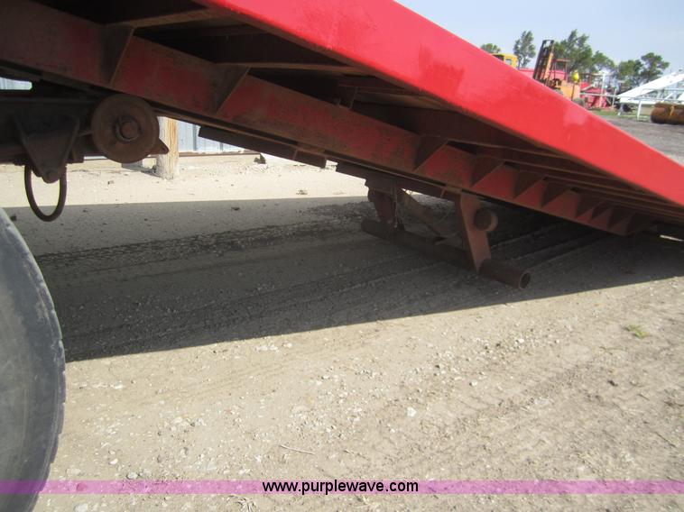 image for item C9787 1973 International LoadStar 700 rollback truck