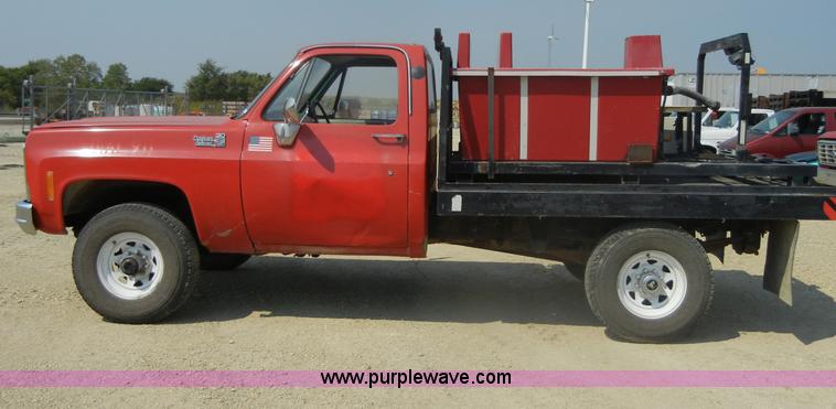 image for item D9919 1980 Chevrolet K30 Custom Deluxe pickup truck