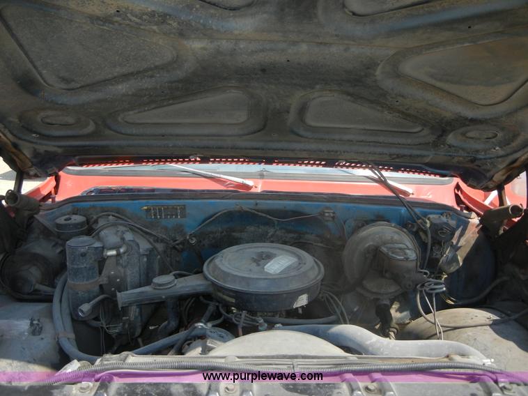 image for item D9920 1977 Chevrolet C20 Custom Deluxe pickup truck