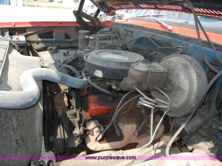 image for item D9920 1977 Chevrolet C20 Custom Deluxe pickup truck