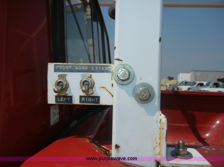 image for item D9921 1986 Ford F250 pickup truck