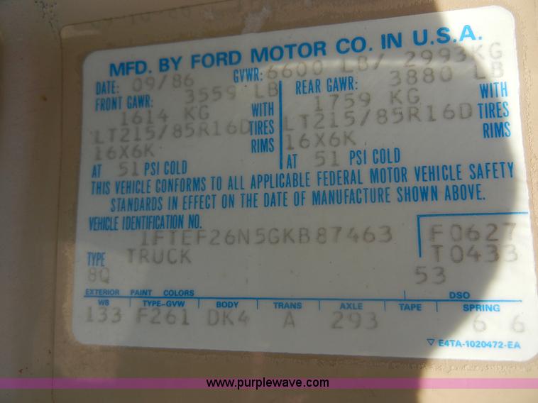 image for item D9921 1986 Ford F250 pickup truck