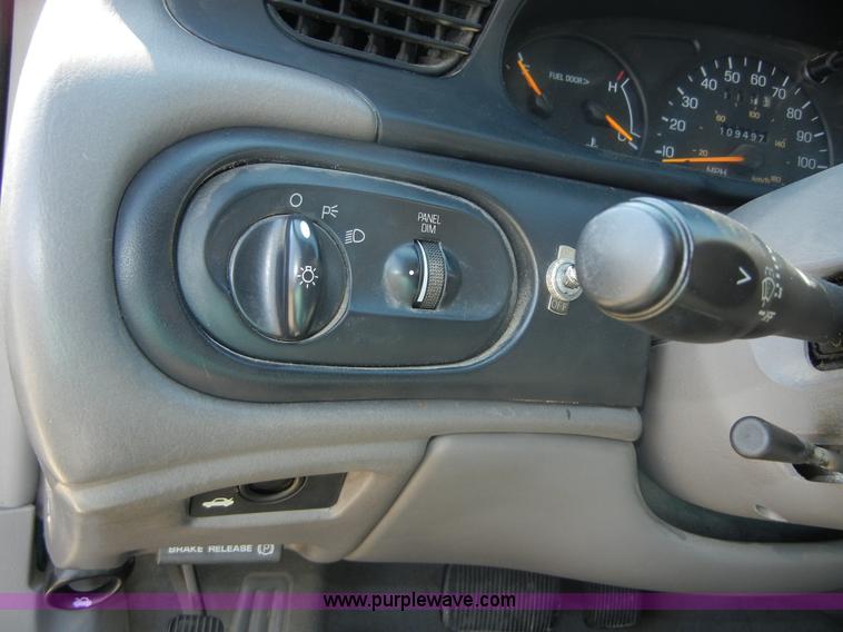 image for item D9922 1996 Ford Taurus GL