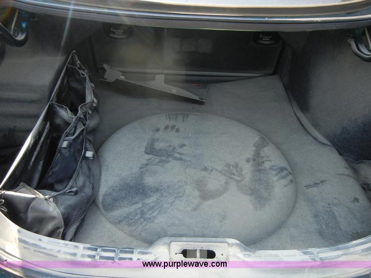 image for item D9922 1996 Ford Taurus GL