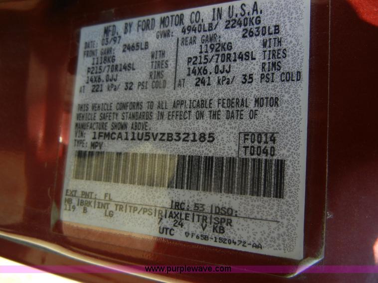 image for item D9923 1997 Ford Aerostar XLT mini van