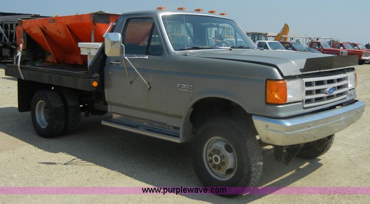 image for item D9929 1990 Ford F350 custom pickup truck