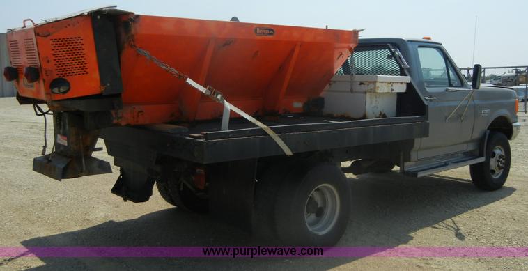 image for item D9929 1990 Ford F350 custom pickup truck