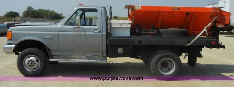 image for item D9929 1990 Ford F350 custom pickup truck