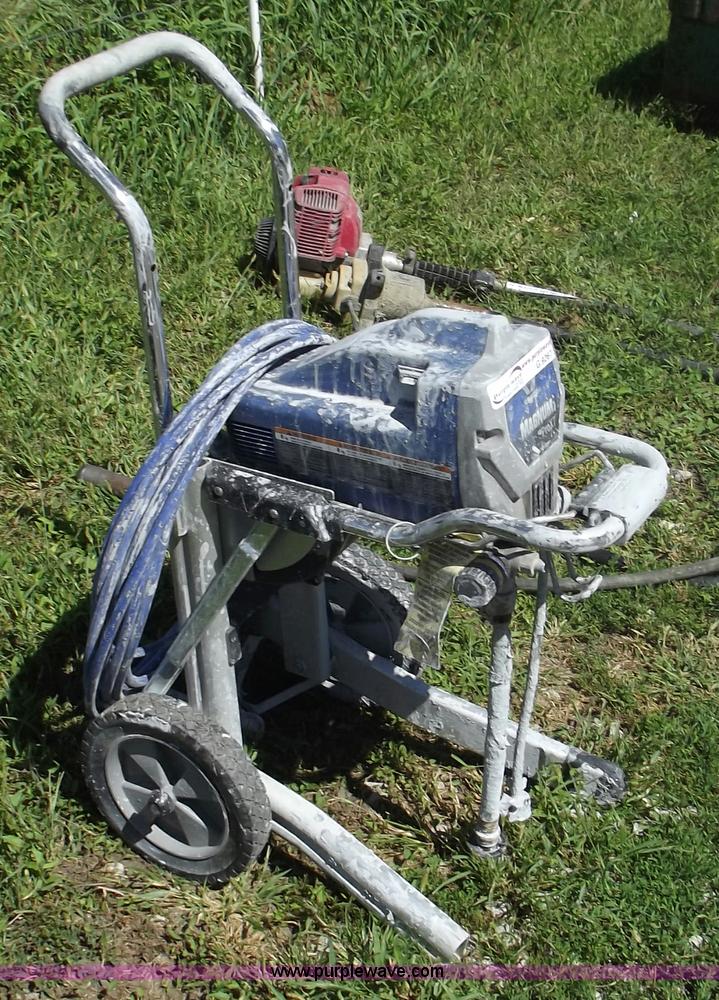 image for item G9267 Graco Magnum Pro X7 airless paint sprayer