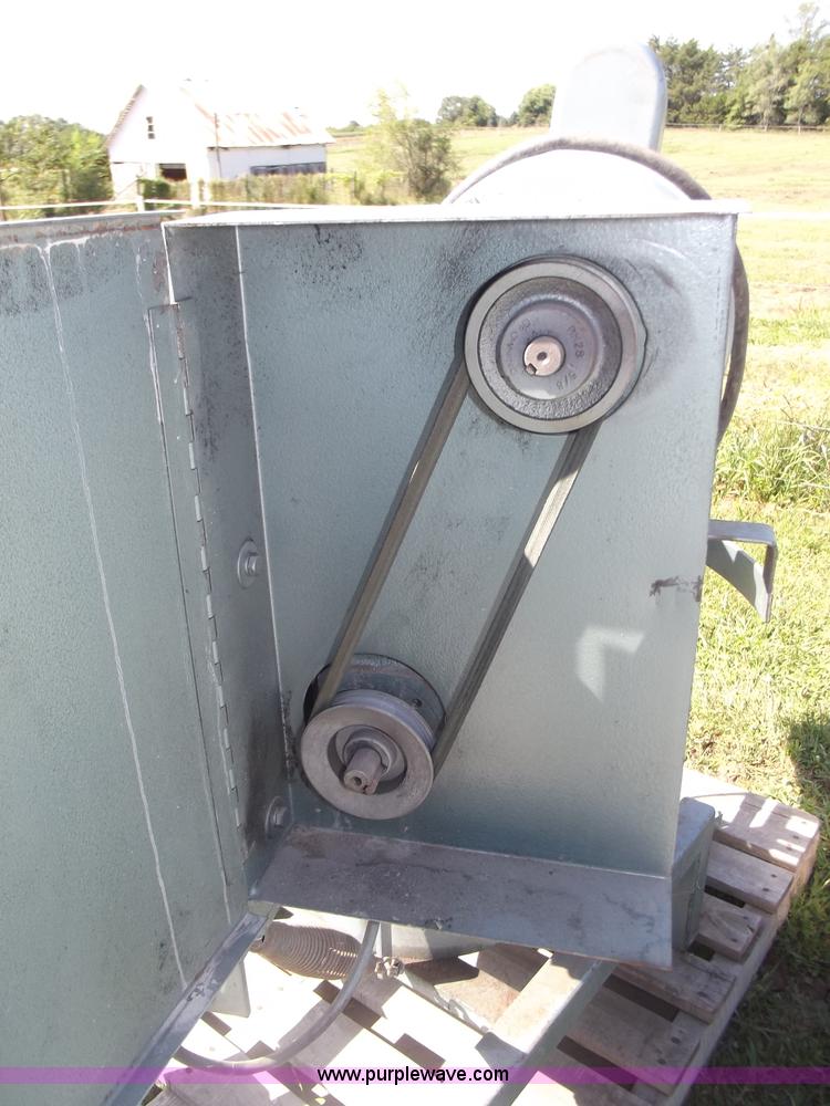 image for item G9278 Ellis portable electric band saw