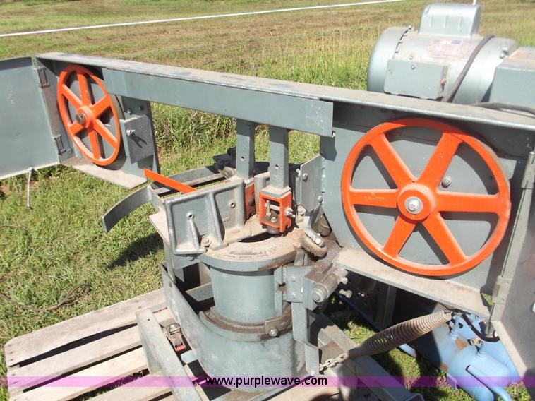 image for item G9278 Ellis portable electric band saw