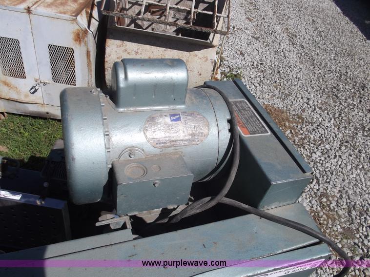 image for item G9278 Ellis portable electric band saw